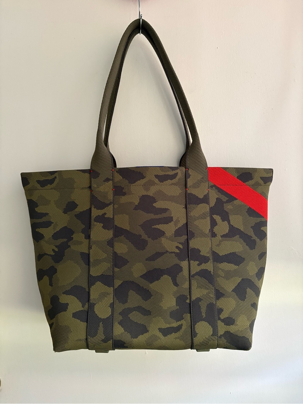Rothy’s The Essential Tote In Sage Camo🔥🔥retired style, excellent condition 🔥